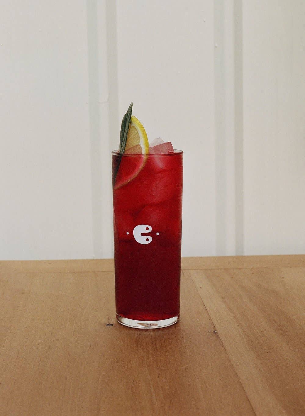 N. A. Blackcurrant Aperitif